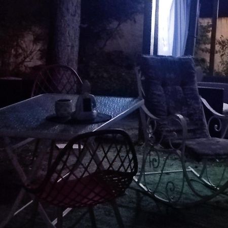 Ingrid Mary Apartment Nimes Luaran gambar
