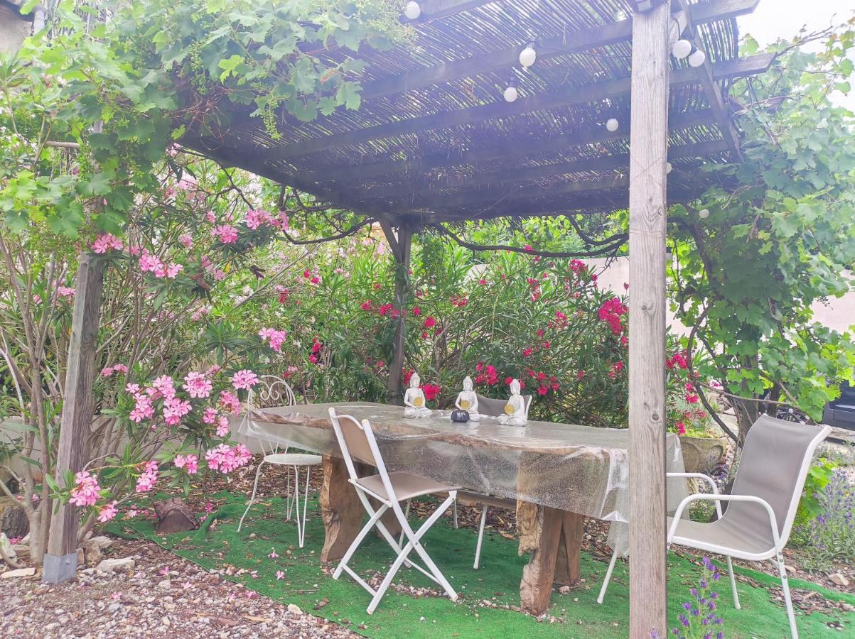 Ingrid Mary Apartment Nimes Luaran gambar
