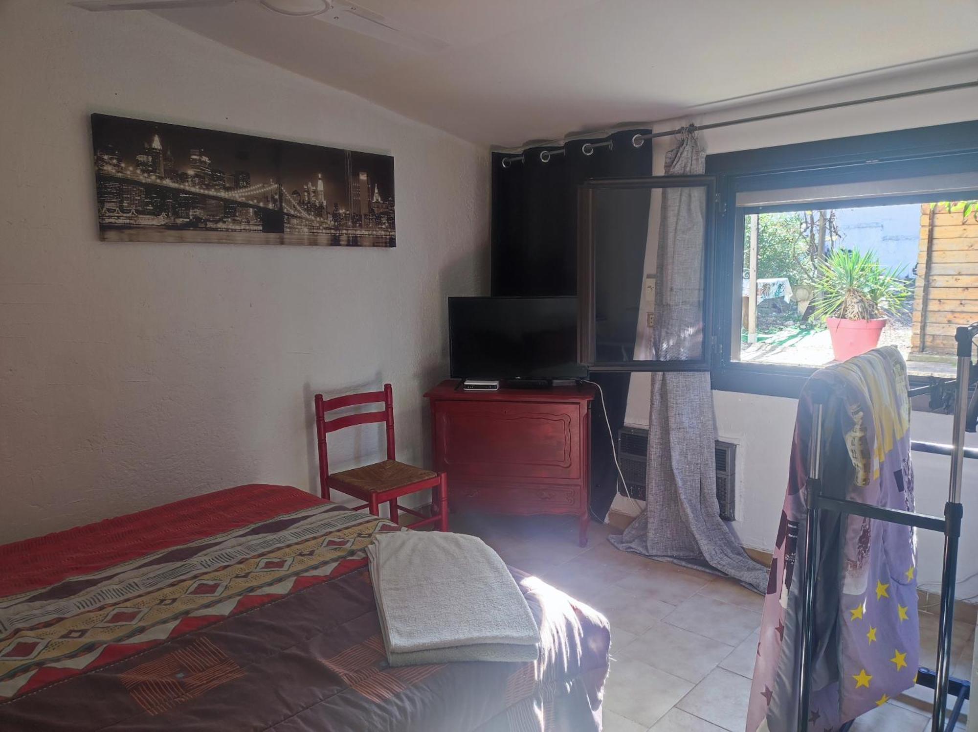 Ingrid Mary Apartment Nimes Bilik gambar